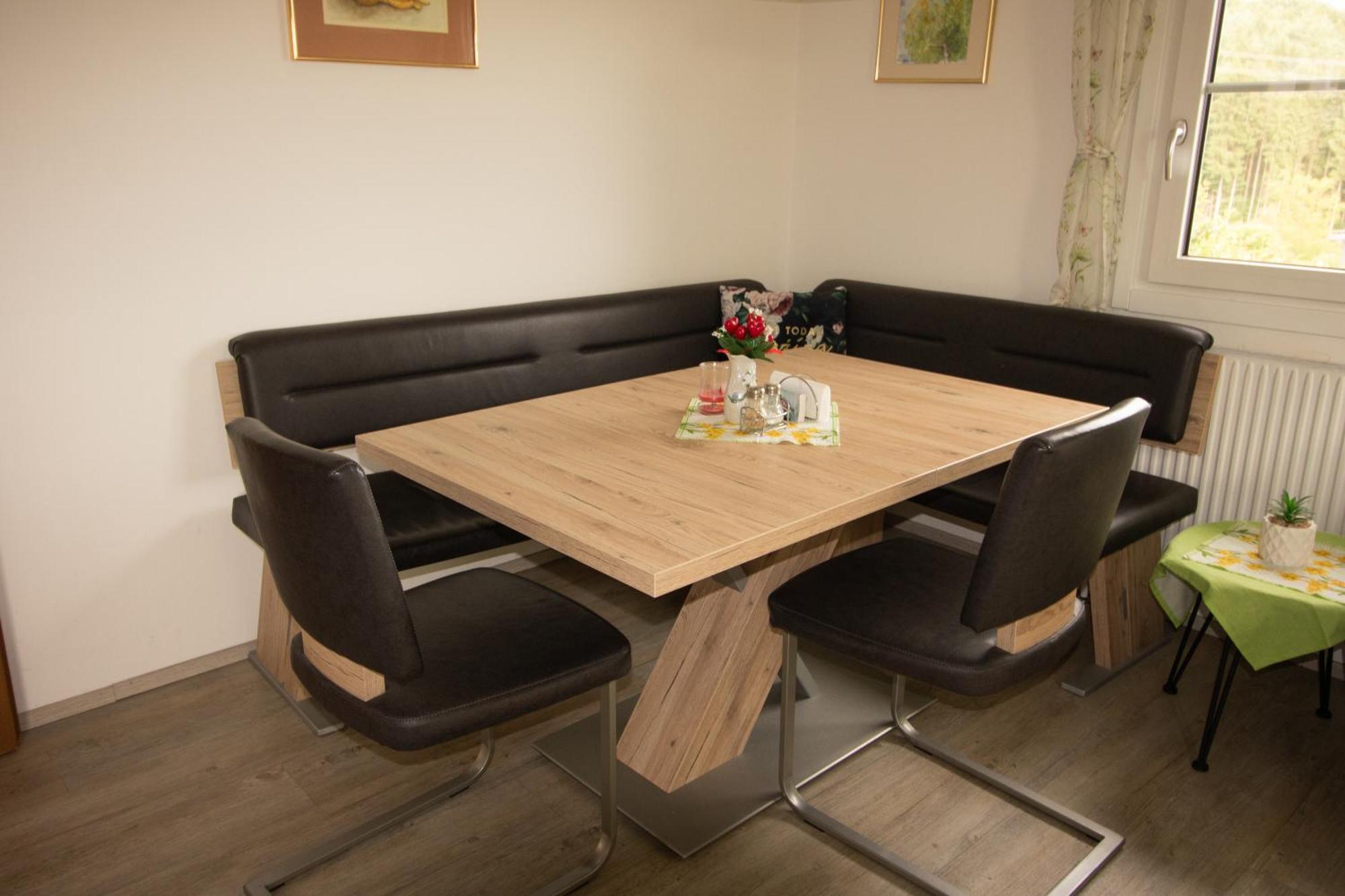 Aschbach bei Furstenfeld Ernas Ferienhaus מראה חיצוני תמונה