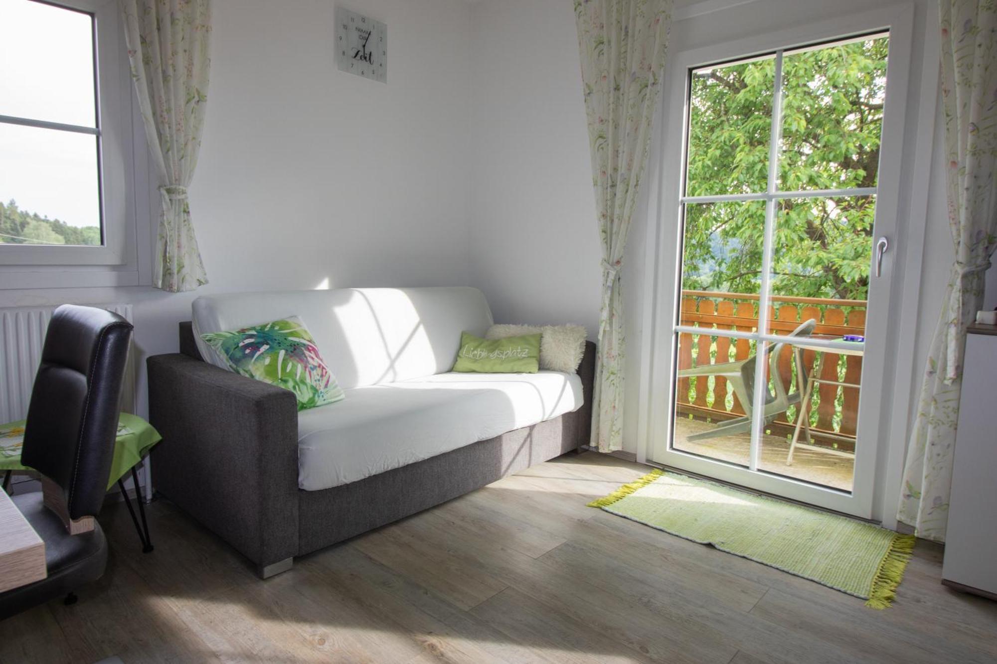 Aschbach bei Furstenfeld Ernas Ferienhaus מראה חיצוני תמונה
